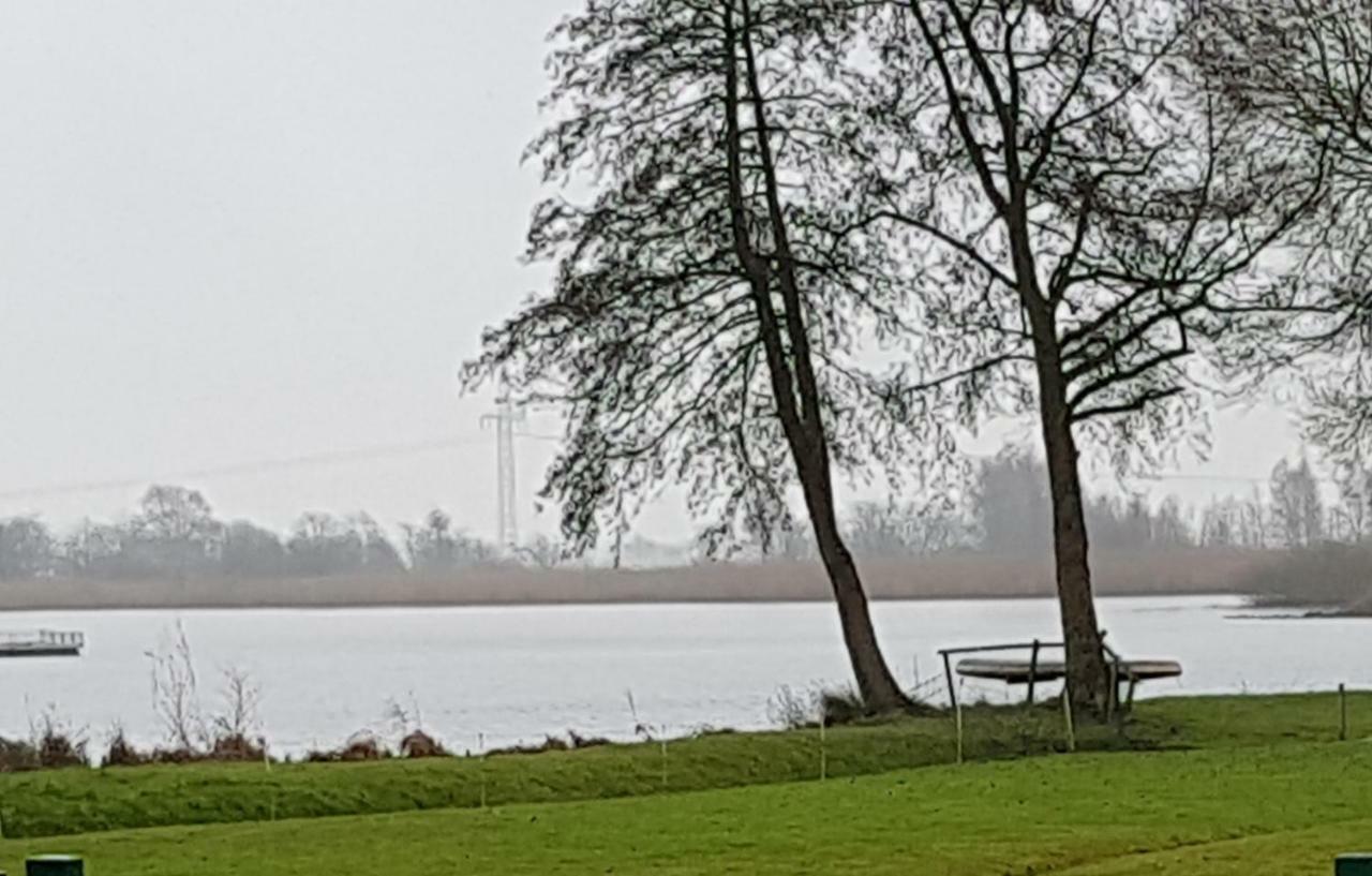 Ferienwohnungamsandwater Ihlow  Exterior foto